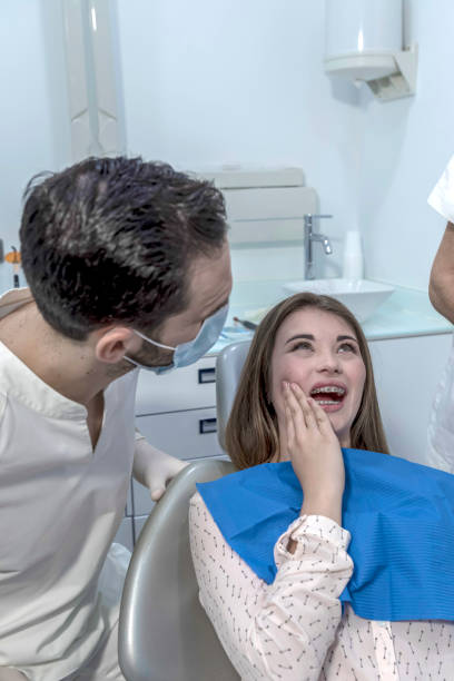Best Emergency Dentist for Lost Fillings or Crowns in Lifornia City, CA